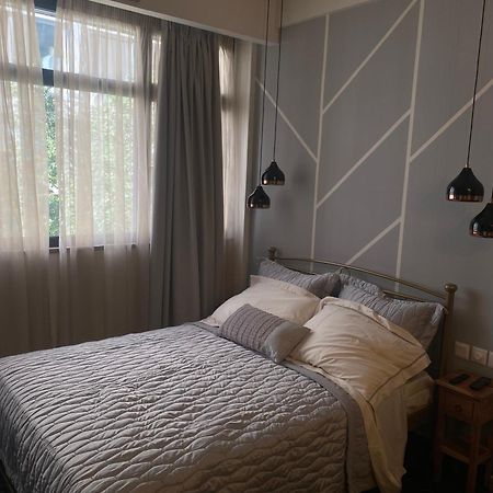 Condo Next To Metro St Athens! Atenas Exterior foto